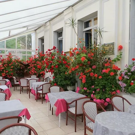 L'ecrin Hotel 3*