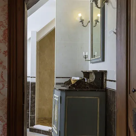 L'ecrin Hotel 3*